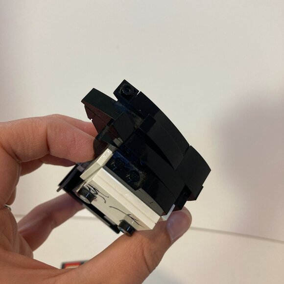 LEGO 41594 Disney Brick Headz Captain Armando Salazar Near Complete + Manual - Picture 3 of 8